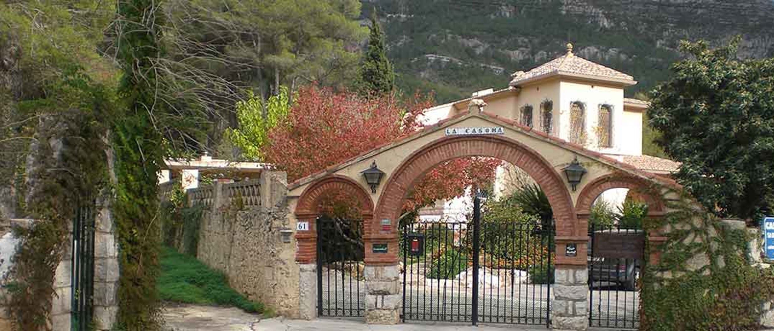 Fachada de la casona